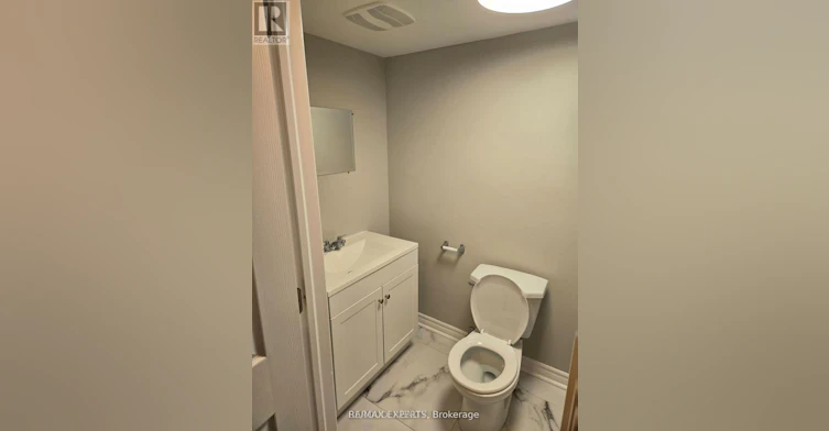 LOWER-19 Rory Road, Toronto, ON, M6L 3E9 - 6