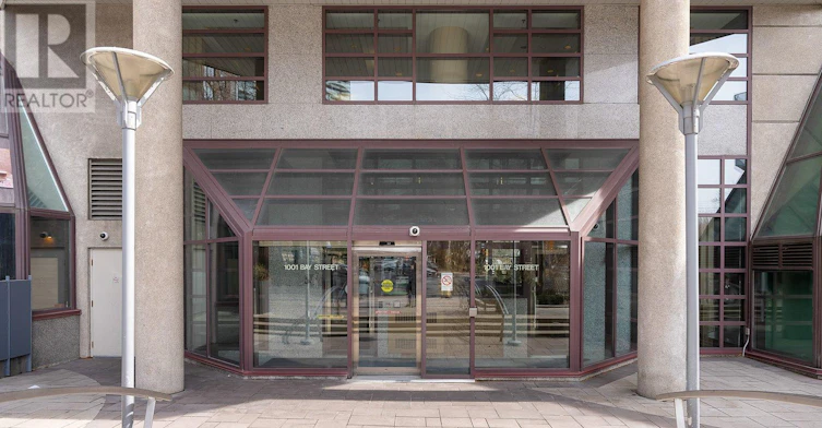 809-1001 Bay Street, Toronto, ON, M5S 3A6 - 2