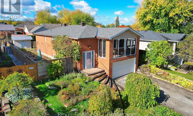 4 Teskey Court