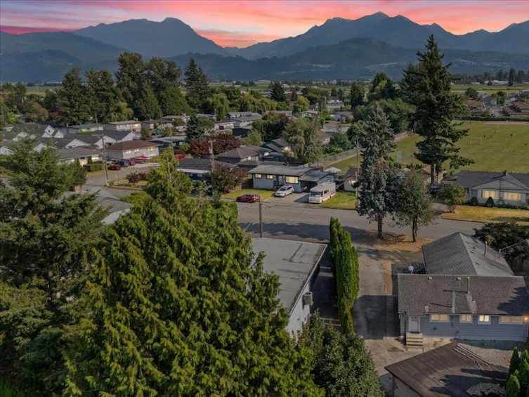 46169 Brooks Avenue, Chilliwack, BC, V2P 1C2