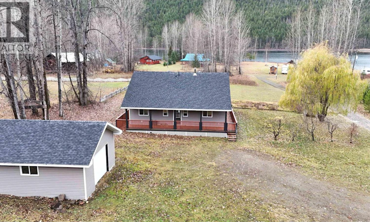 6017 Cedar Creek Road