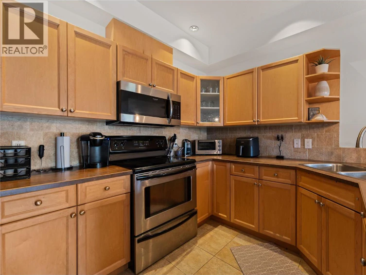 102-2120 Shannon Ridge Drive, West Kelowna, BC, V4T 2Z3 - 9