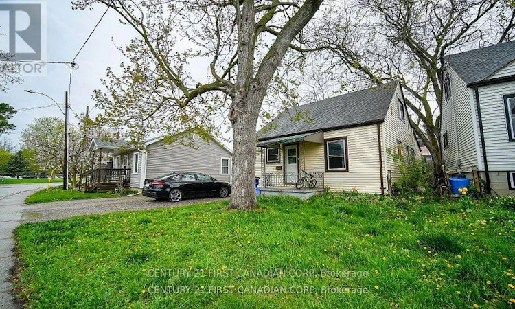 19 Montgomery Drive