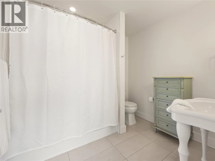 143 View Lane, Penticton, BC, V2A 0A6 - 37