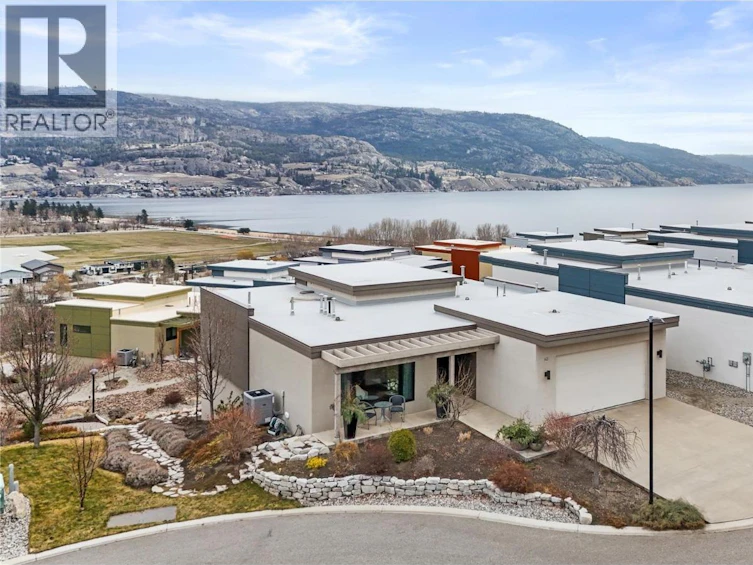 143 View Lane, Penticton, BC, V2A 0A6 - 2