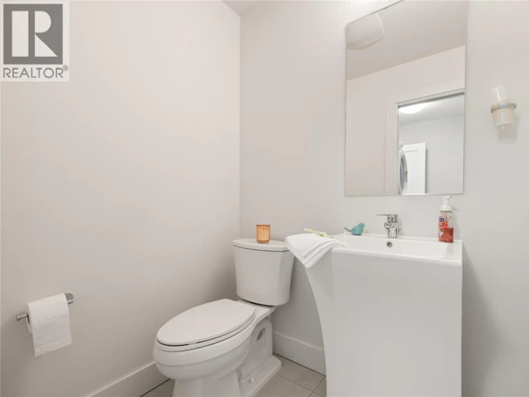 143 View Lane, Penticton, BC, V2A 0A6 - 32