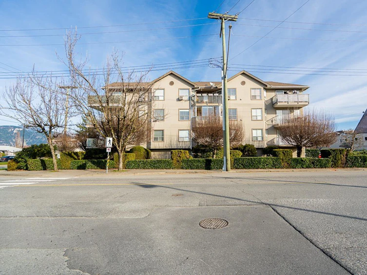 204-9400 Cook Street, Chilliwack, BC, V2P 4J6 - 5