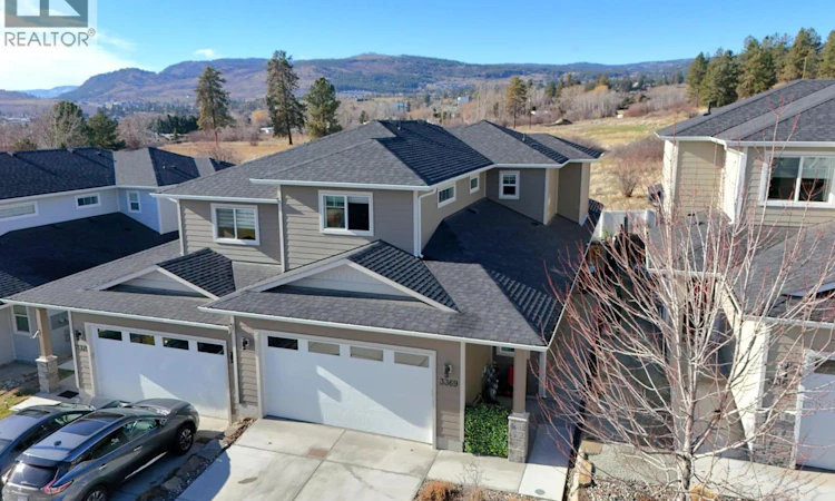 3369 Hawks Crescent