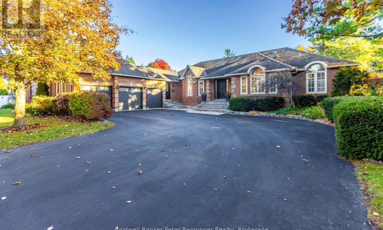152 Treegrove Circle