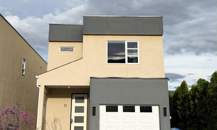 11 Raven Court
