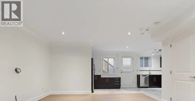 Basement Suite-4352 Carolyn Drive, North Vancouver, BC, V7R 4A6 - 8