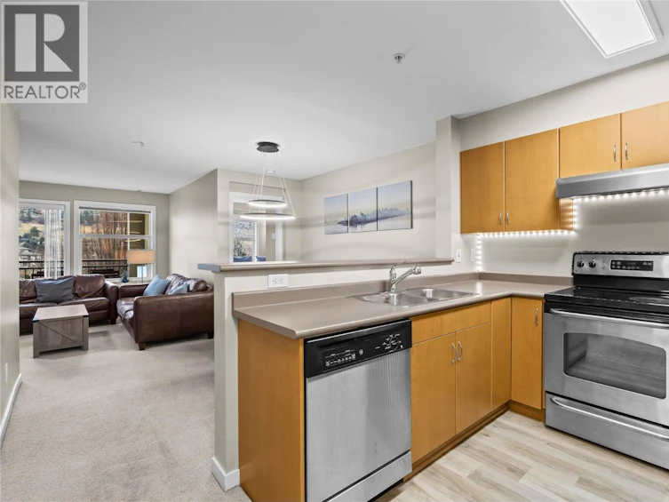305-567 Yates Road, Kelowna, BC, V1V 2V3 - 8