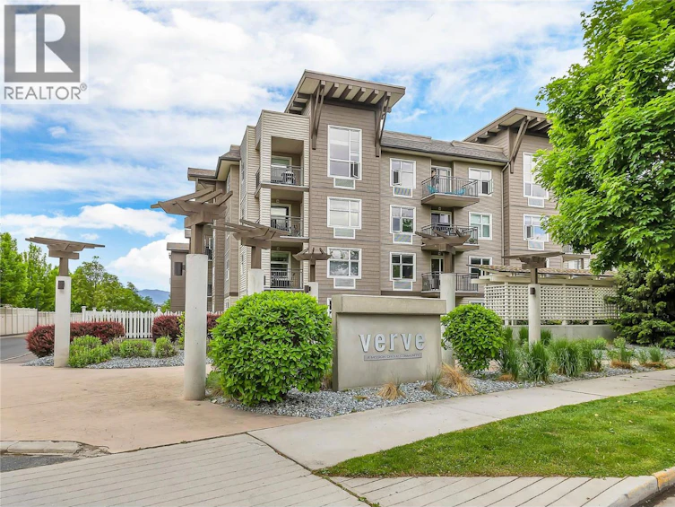 305-567 Yates Road, Kelowna, BC, V1V 2V3