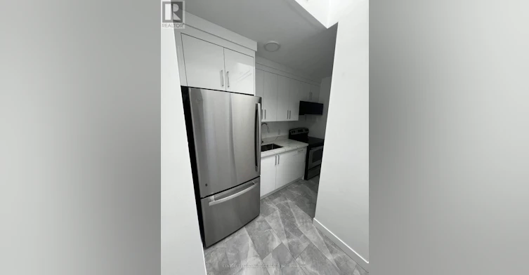B-1375 Bathurst Street, Toronto, ON, M5R 3H8 - 4