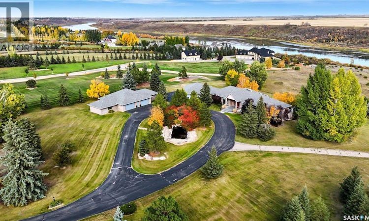48 Cathedral Bluffs Road
