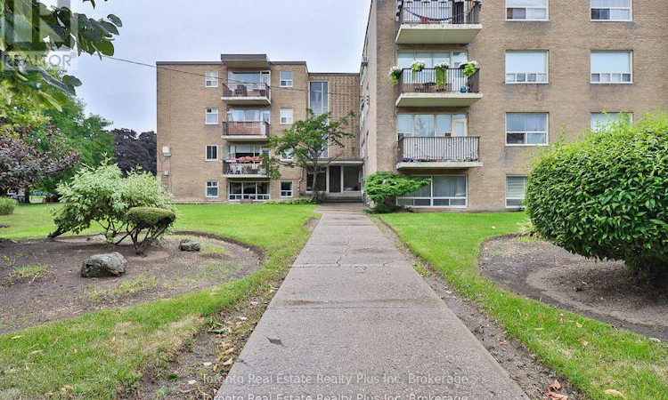 303-55 Neptune Drive