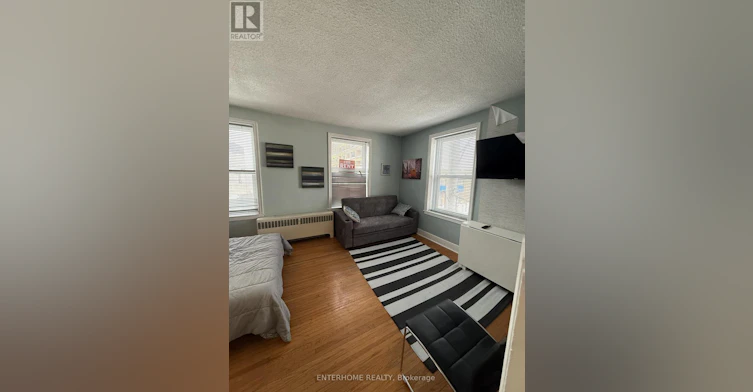 4-51 Queen East Street Street S, Brampton, ON, L6W 3P1 - 2