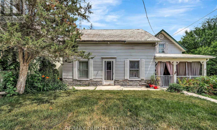 4852 Stirling Marmora Road