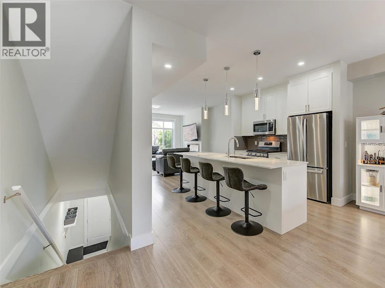 1164 Black Mountain Drive, Kelowna, BC, V1P 0A7 - 3