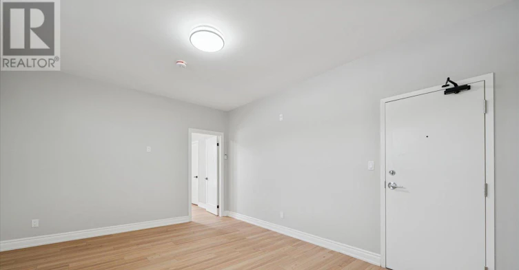 201-251 Simcoe Street S, Oshawa, ON, L1H 4H3 - 2