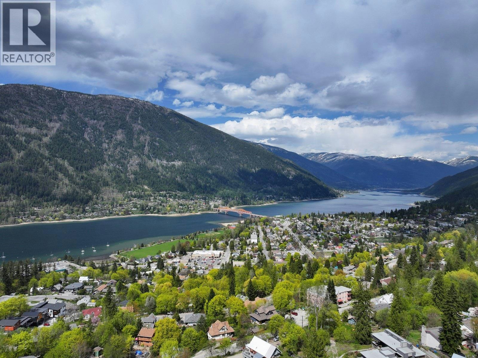 Lot-B Mill Street, Nelson, BC, V1L 4T4