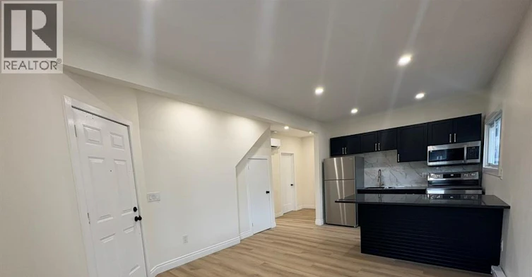 1-191 Marentette, Windsor, ON, N9A 1Y3