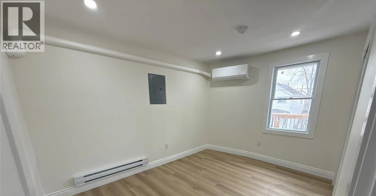 2-786 Chatham Street East, Windsor, ON, N9A 1Y3 - 4