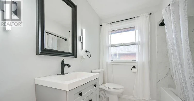 UPPER-738 Mohawk Road E, Hamilton, ON, L8T 2R1 - 21