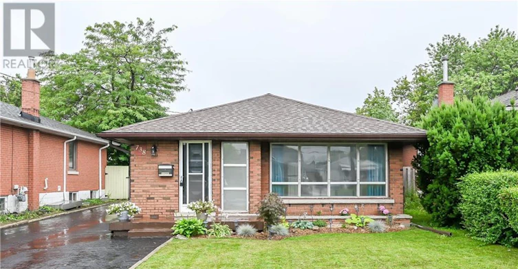 UPPER-738 Mohawk Road E, Hamilton, ON, L8T 2R1