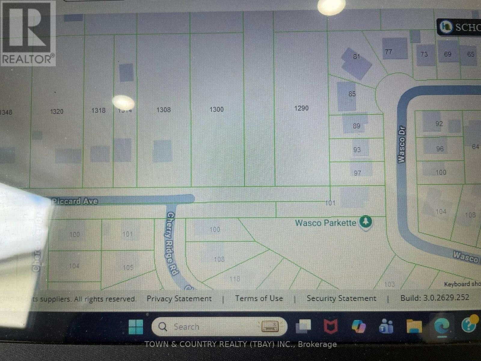 1290 Piccard Avenue, Thunder Bay, ON, P7L 0H0