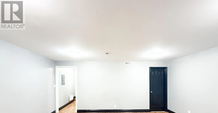 LOWER-3352 Dundas Street W, Toronto, ON, M6P 2A4 - 8