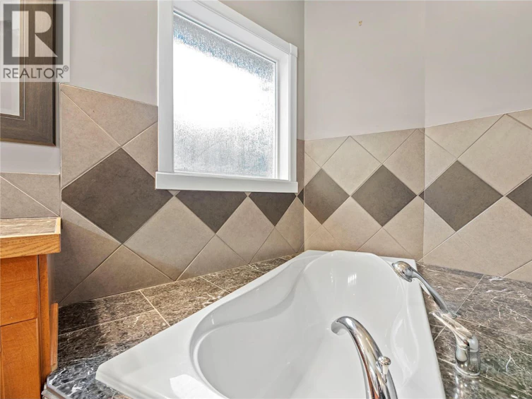 2483 Marine Place, Blind Bay, BC, V0E 1H1 - 30