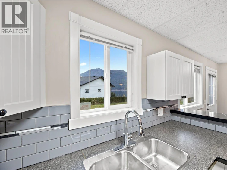2483 Marine Place, Blind Bay, BC, V0E 1H1 - 44