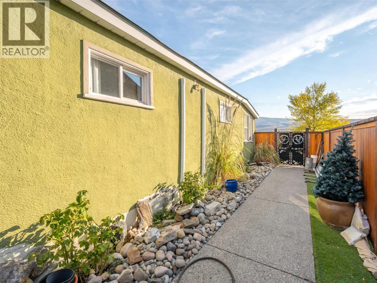 6130 Kootenay Street, Oliver, BC, V0H 1T0 - 42