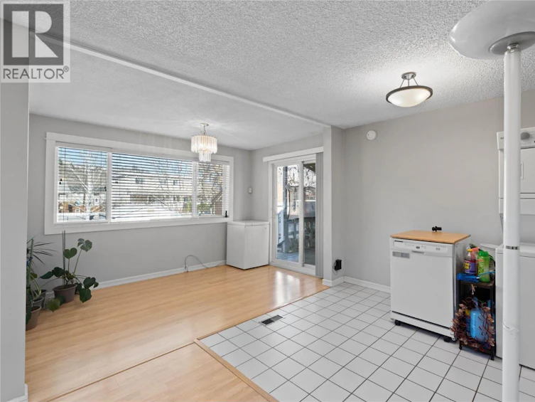 1144 Pembroke Avenue, Kamloops, BC, V2B 7W6 - 4