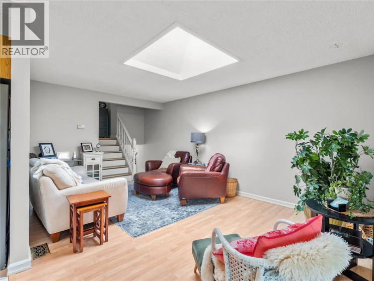 1144 Pembroke Avenue, Kamloops, BC, V2B 7W6 - 10