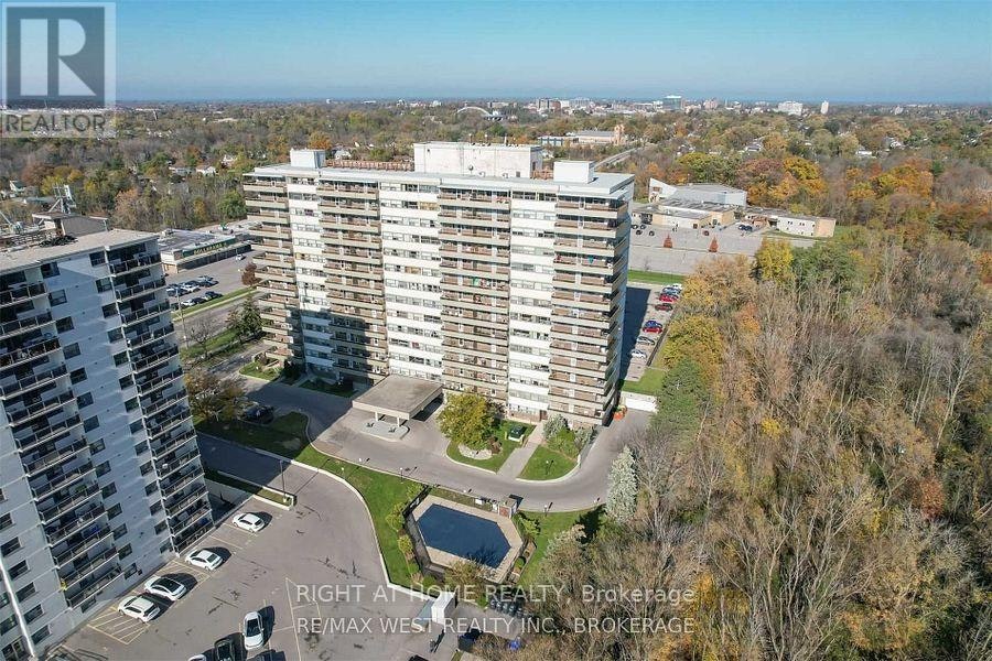 207-215 Glenridge Avenue, St. Catharines, ON, L2T 3J7