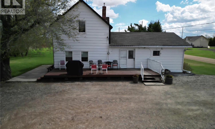 24 Railway Avenue