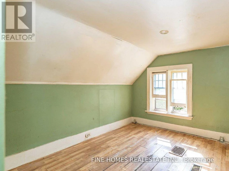 175 Stewart Street, Peterborough, ON, K9J 3M4 - 6
