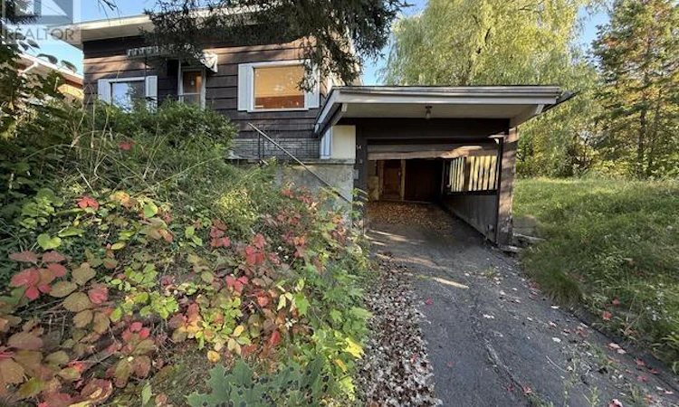 34 Knox Avenue