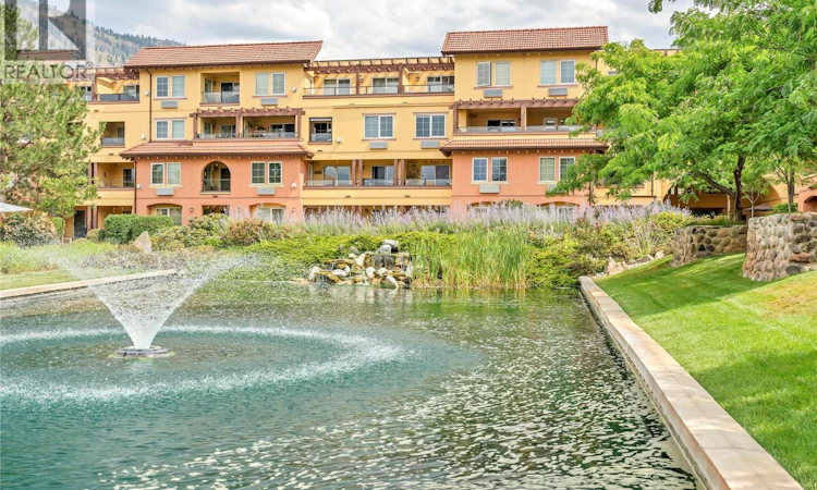 202-7600 Cottonwood Drive