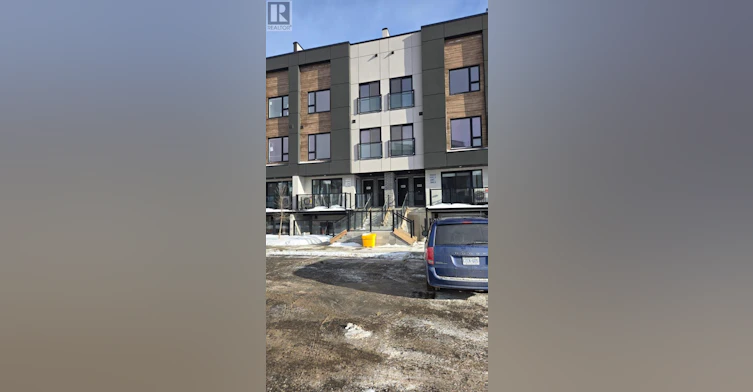310C-16 Melbourne Avenue, St. Catharines, ON, L2P 3J8