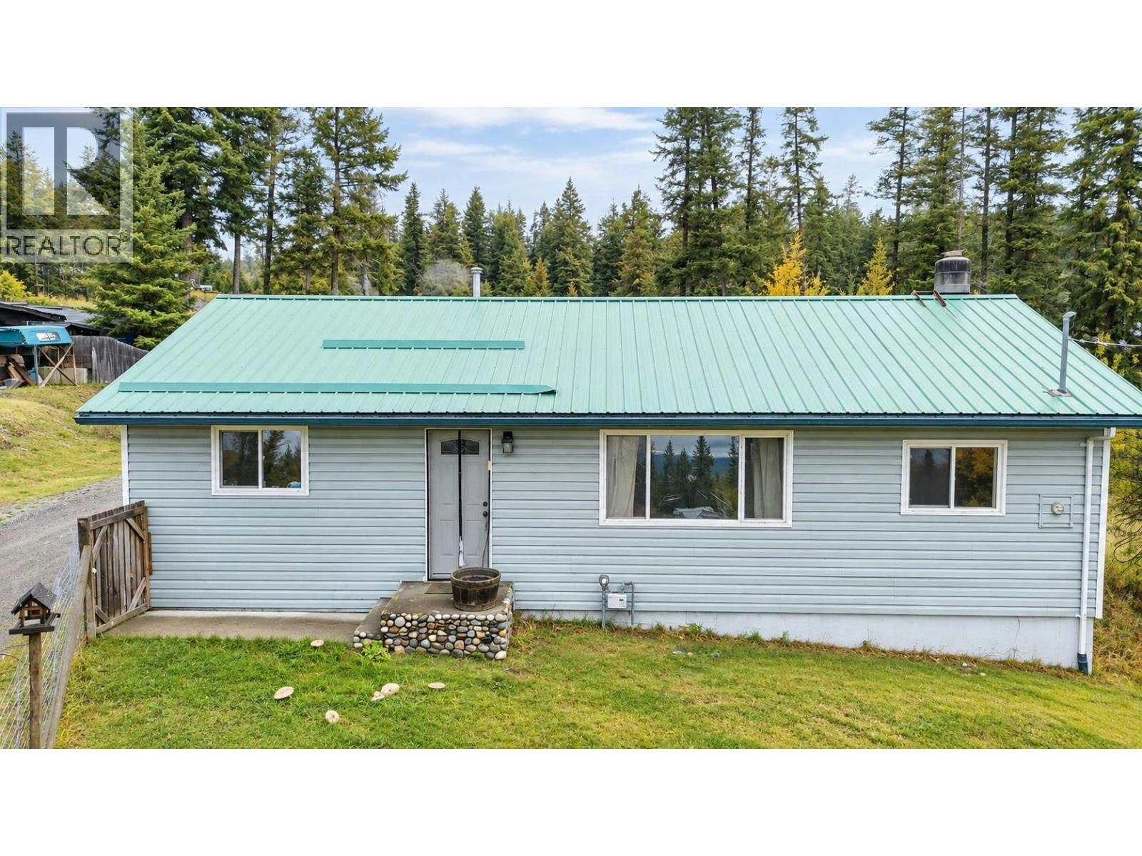 915 Dog Creek Road, Williams Lake, BC, V2G 3G5