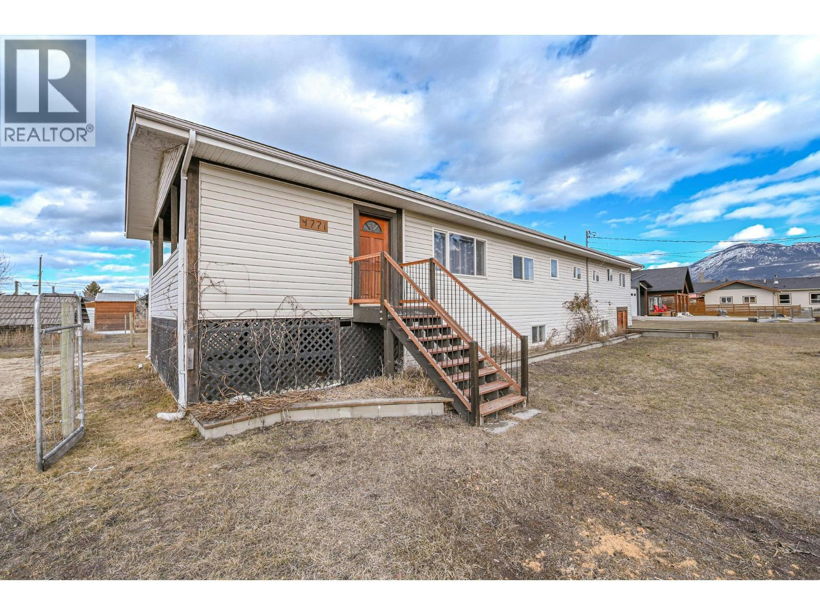4771 Baillie Grohman Avenue, Canal Flats, BC, V0B 1B0