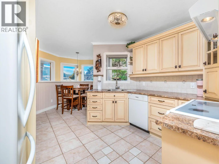 7504 Kennedy Lane, Vernon, BC, V1H 1C4 - 35