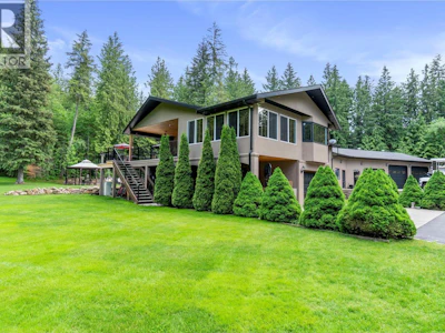 2746 Balmoral Road - 5
