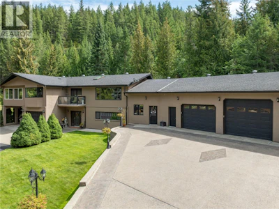 2746 Balmoral Road - 2