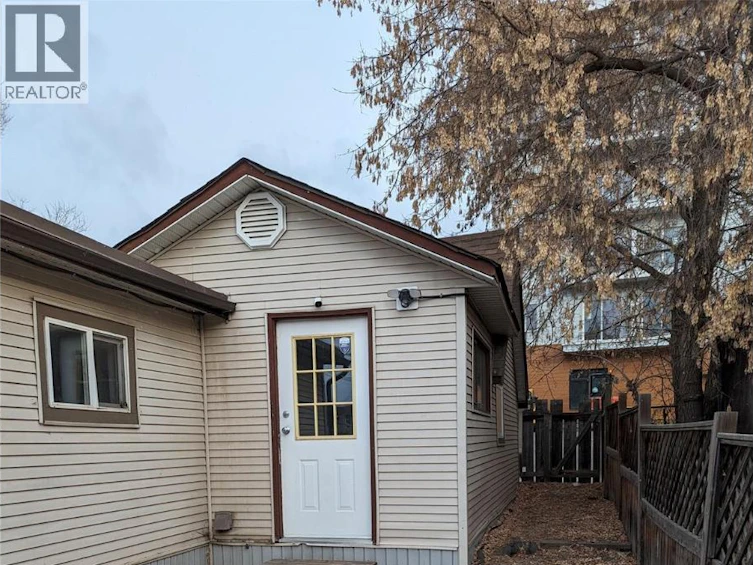 168 Yew Street, Kamloops, BC, V2B 3Z9 - 28