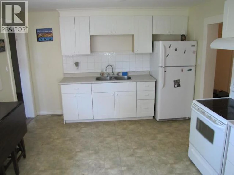 181 Yew Street, Kamloops, BC, V2C 4R4 - 2