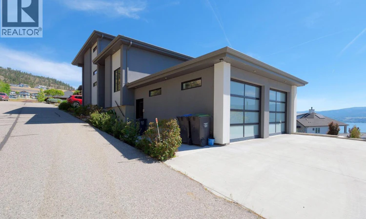 1534 Gregory Road